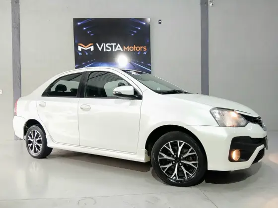 TOYOTA ETIOS 1.5 PLATINUM 16V FLEX 4P AUTOMÁTICO