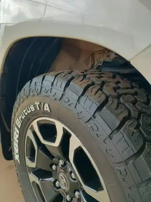 TOYOTA-HILUX-2022