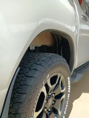 TOYOTA-HILUX-2022