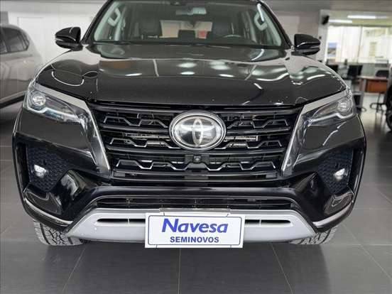 TOYOTA-HILUX SW4-2022