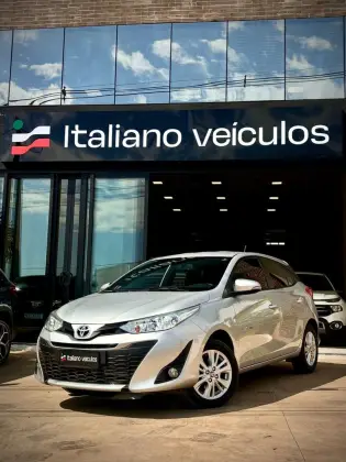 TOYOTA YARIS 1.3 16V FLEX XL MULTIDRIVE TOYOTA YARIS 1.3 16V FLEX XL MULTIDRIVE