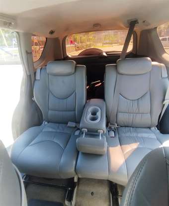 TOYOTA-RAV4-2011