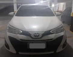 TOYOTA YARIS 1.3 16V FLEX XL PLUS TECH MULTIDRIVE TOYOTA YARIS 1.3 16V FLEX XL PLUS TECH MULTIDRIVE