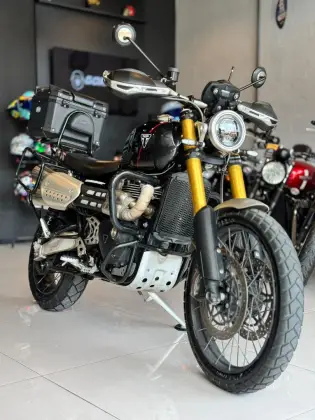 TRIUMPH SCRAMBLER 1200 XE 