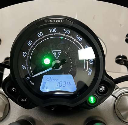 TRIUMPH-BONNEVILLE SPEEDMASTER-2024