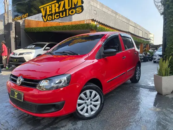 VOLKSWAGEN FOX 1.0 MI TREND 8V FLEX 4P MANUAL VOLKSWAGEN FOX 1.0 MI TREND 8V FLEX 4P MANUAL