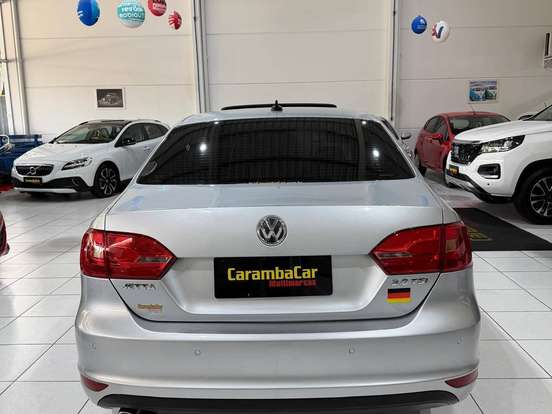 VOLKSWAGEN-JETTA-2.0 TSI HIGHLINE 200CV GASOLINA 4P TIPTRONIC VOLKSWAGEN-JETTA-2012