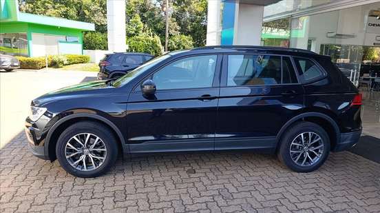 VOLKSWAGEN-TIGUAN-2018