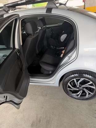 VOLKSWAGEN-POLO SEDAN-2014