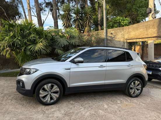 VOLKSWAGEN-T-CROSS-2020