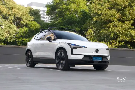 VOLVO EX30 69 KW ELÉTRICO ULTRA