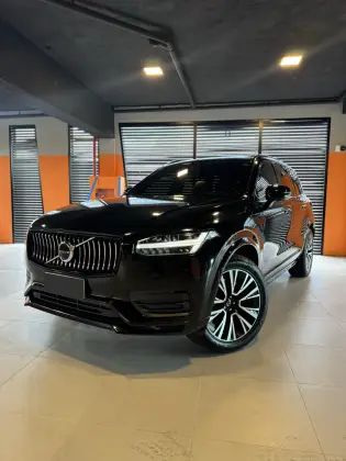 VOLVO XC90 2.0 T8 HYBRID MOMENTUM AWD GEARTRONIC