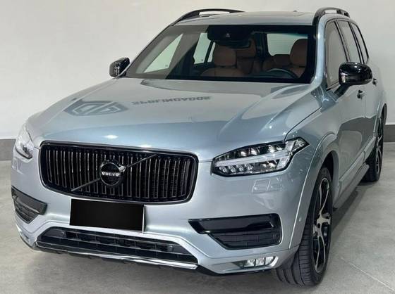 VOLVO XC90 2.0 MOMENTUM TURBO GASOLINA 4P 4X4 AUTOMÁTICO