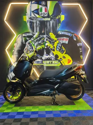 YAMAHA XMAX 250 CONNECTED ABS 