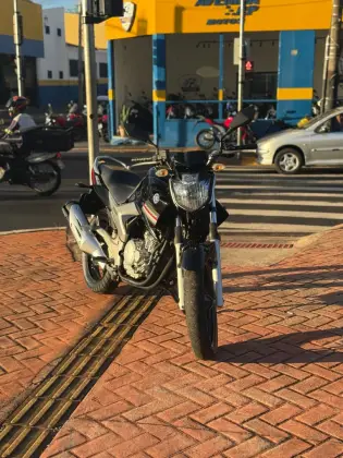 YAMAHA YS 250 FAZER 