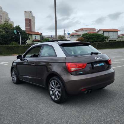 AUDI-A1-1.4 TFSI ATTRACTION 16V 122CV GASOLINA 2P AUTOMÁTICO AUDI-A1-2011