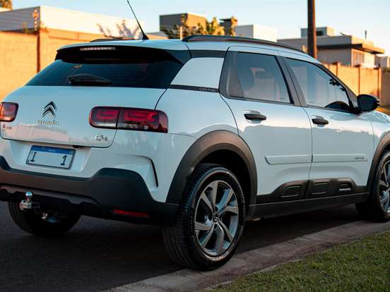 CITROËN-C4 CACTUS-1.6 VTI 120 FLEX FEEL PACK EAT6 CITROËN-C4 CACTUS-2019