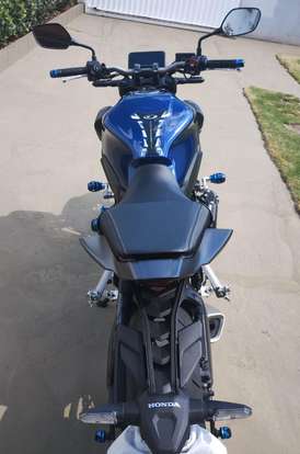 HONDA-CB 650R E-CLUTCH-2025