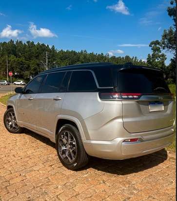 JEEP-COMMANDER-2021