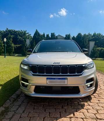 JEEP-COMMANDER-2021