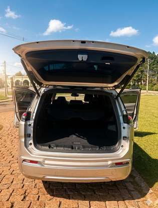 JEEP-COMMANDER-1.3 T270 TURBO FLEX OVERLAND AT6 JEEP-COMMANDER-2021