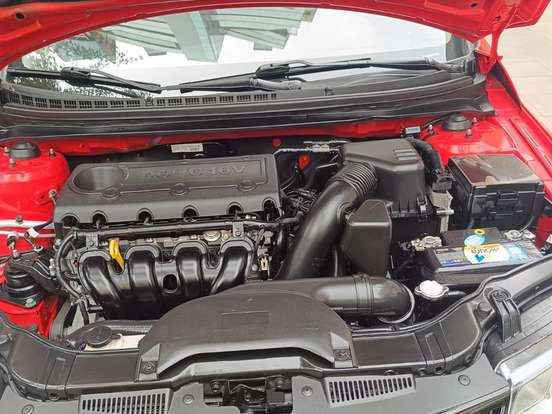 KIA-CERATO-2.0 KOUP 16V GASOLINA 2P AUTOMÁTICO KIA-CERATO-2012