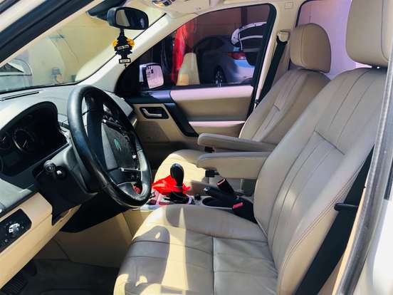 LAND ROVER-FREELANDER-3.2 SE 6 CILINDROS 24V GASOLINA 4P AUTOMÁTICO LAND ROVER-FREELANDER-2010
