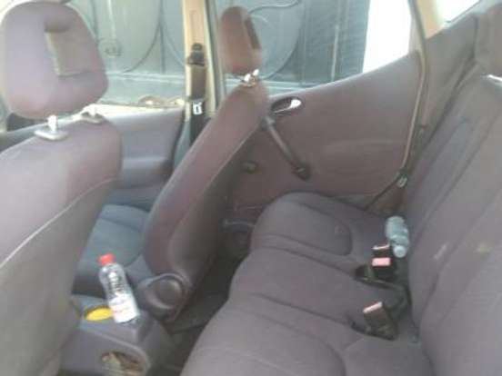 MERCEDES-BENZ-CLASSE A-1.6 160 CLASSIC GASOLINA 4P MANUAL MERCEDES-BENZ-CLASSE A-2000