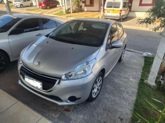 PEUGEOT-208-2014