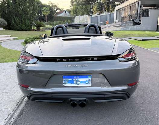 PORSCHE-718-2024