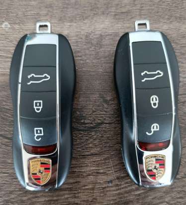PORSCHE-MACAN-2018