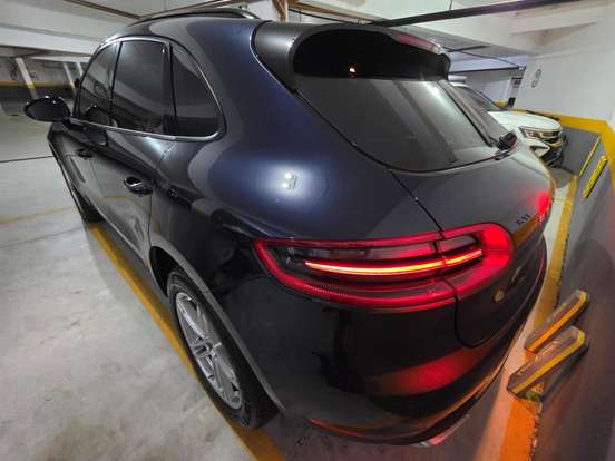PORSCHE-MACAN-2.0 16V GASOLINA 4P AUTOMÁTICO PORSCHE-MACAN-2017