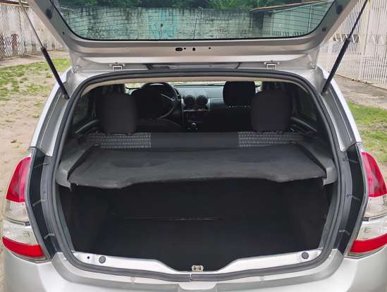 RENAULT-SANDERO-1.0 EXPRESSION 16V FLEX 4P MANUAL RENAULT-SANDERO-2013