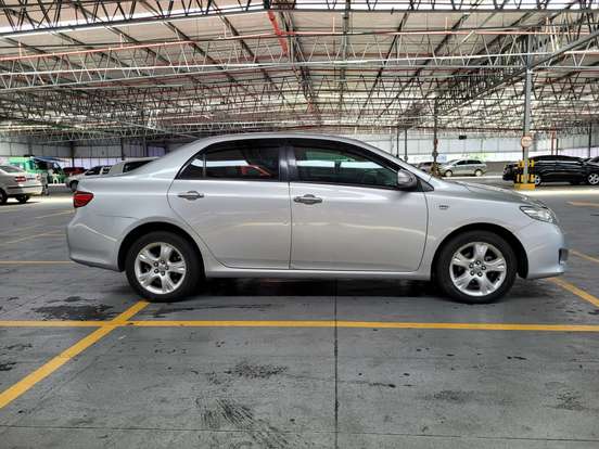 TOYOTA-COROLLA-2008