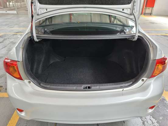 TOYOTA-COROLLA-2008