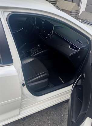 TOYOTA-COROLLA-2019