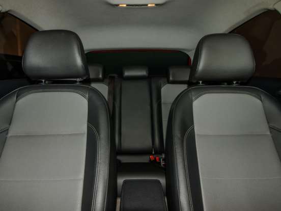 VOLKSWAGEN-POLO-1.0 200 TSI HIGHLINE AUTOMÁTICO VOLKSWAGEN-POLO-2017