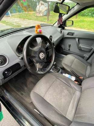 VOLKSWAGEN-GOL-2011