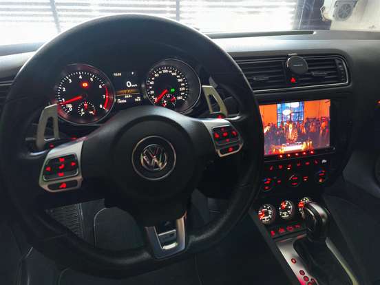 VOLKSWAGEN-JETTA-2.0 TSI HIGHLINE 200CV GASOLINA 4P TIPTRONIC VOLKSWAGEN-JETTA-2010