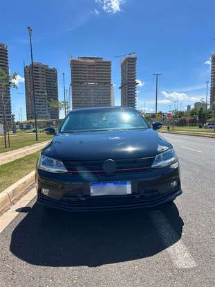 VOLKSWAGEN-JETTA-2016