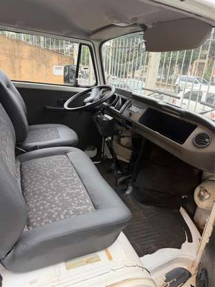 VOLKSWAGEN-KOMBI-1.4 MI STD LOTAÇÃO 8V FLEX 3P MANUAL VOLKSWAGEN-KOMBI-2011
