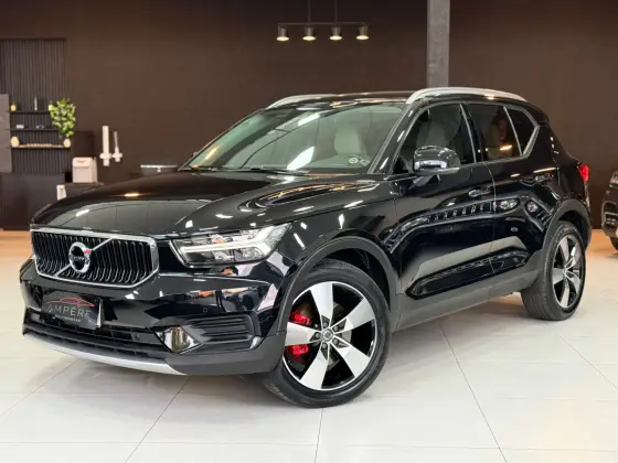 VOLVO XC40 2.0 T5 GASOLINA MOMENTUM AWD GEARTRONIC