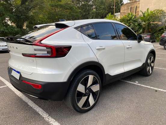 VOLVO-C40-P8 RECHARGE TWIN ELECTRIC ULTIMATE AWD VOLVO-C40-2023