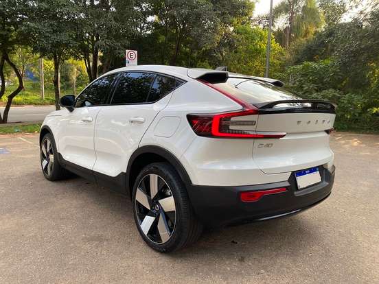 VOLVO-C40-P8 RECHARGE TWIN ELECTRIC ULTIMATE AWD VOLVO-C40-2023