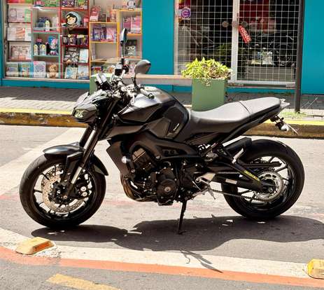 YAMAHA-MT-09 YAMAHA-MT-09-2022