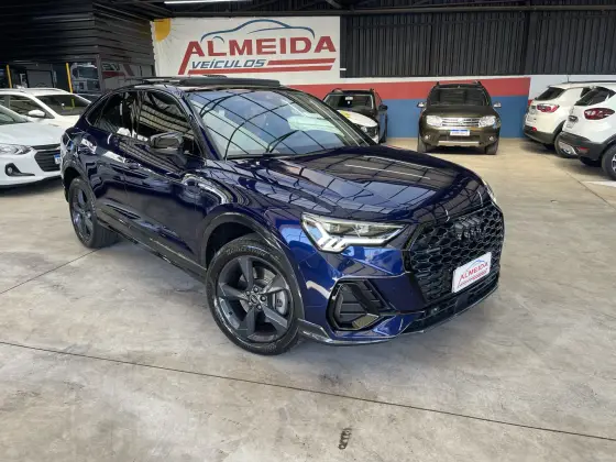 AUDI Q3 2.0 40 TFSI GASOLINA SPORTBACK PERFORMANCE BLACK QUATTRO TIPTRONIC