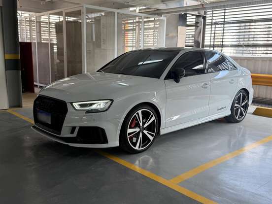 AUDI-RS3-2017