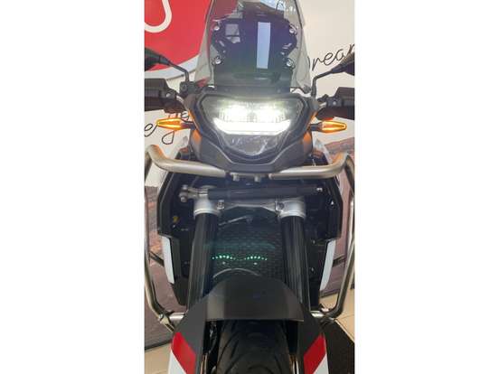 BMW-F 900 GS TROPHY BMW-F 900 GS TROPHY-2025
