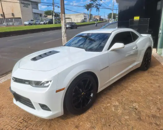 CHEVROLET CAMARO 6.2 V8 GASOLINA SS AUTOMÁTICO