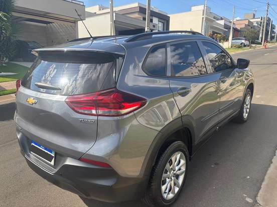 CHEVROLET-TRACKER-2021